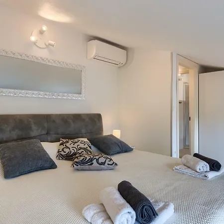 Dream In Arena 2 Center Free Parking Apartament Pula