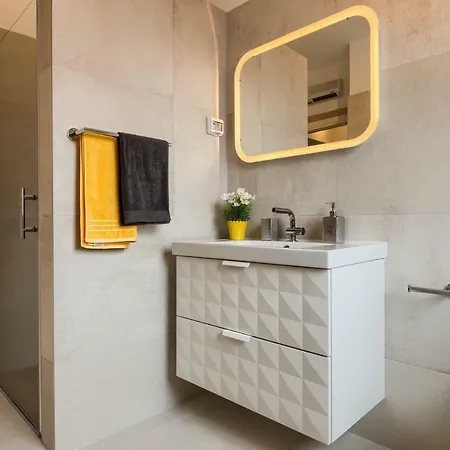 Dream In Arena 2 Center Free Parking * 풀라