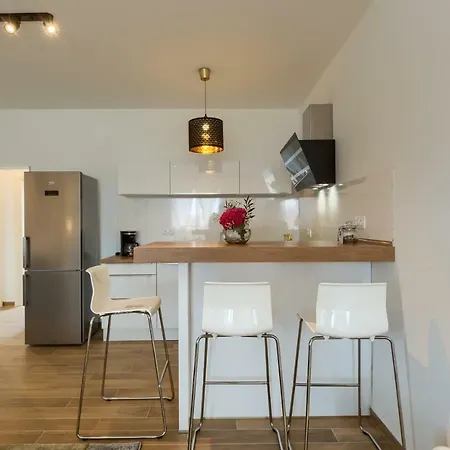 Dream In Arena 2 Center Free Parking Apartament Pula
