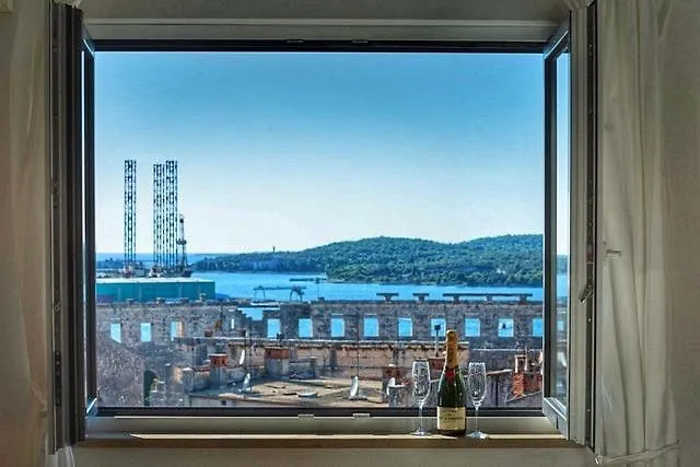 Dream In Arena 2 Center Free Parking * Pula