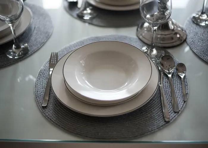 Dream In Arena 2 Center Free Parking *