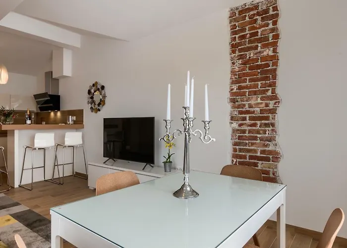 Dream In Arena 2 Center Free Parking * Pula