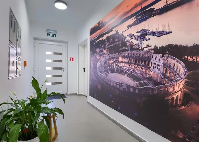 Dream In Arena 2 Center Free Parking