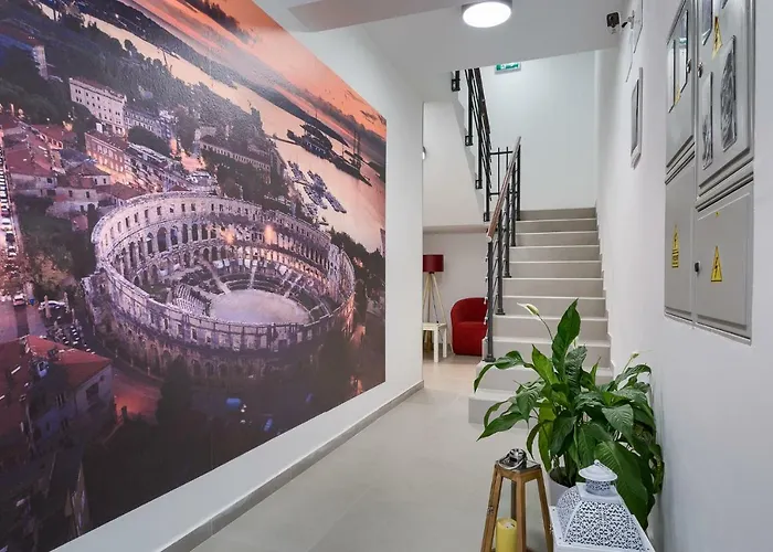 Dream In Arena 2 Center Free Parking *