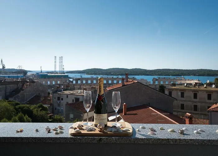 Apartamento Dream In Arena 2 Center Free Parking Pula